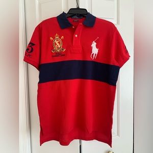 -short sleeve polo summer classic 
-worn a few times
-size medium in men’s